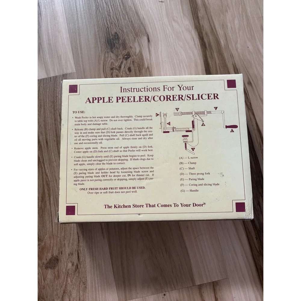 Vintage The Pampered Chef Apple Peeler Corer Slicer Clamp Canning Farmouse Retro